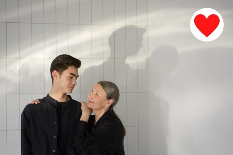 Le pervers narcissique et sa mère